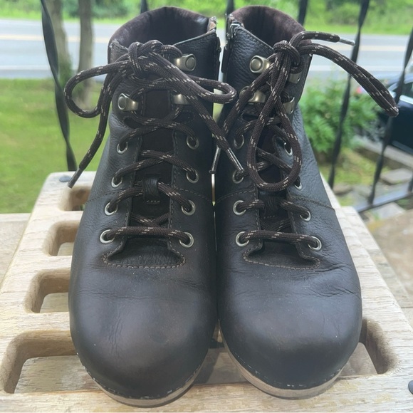 Dansko “Mikayla” Do Brown Oiled Leather Heeled Boots Eu Size 38, USA 7 - Picture 3 of 11